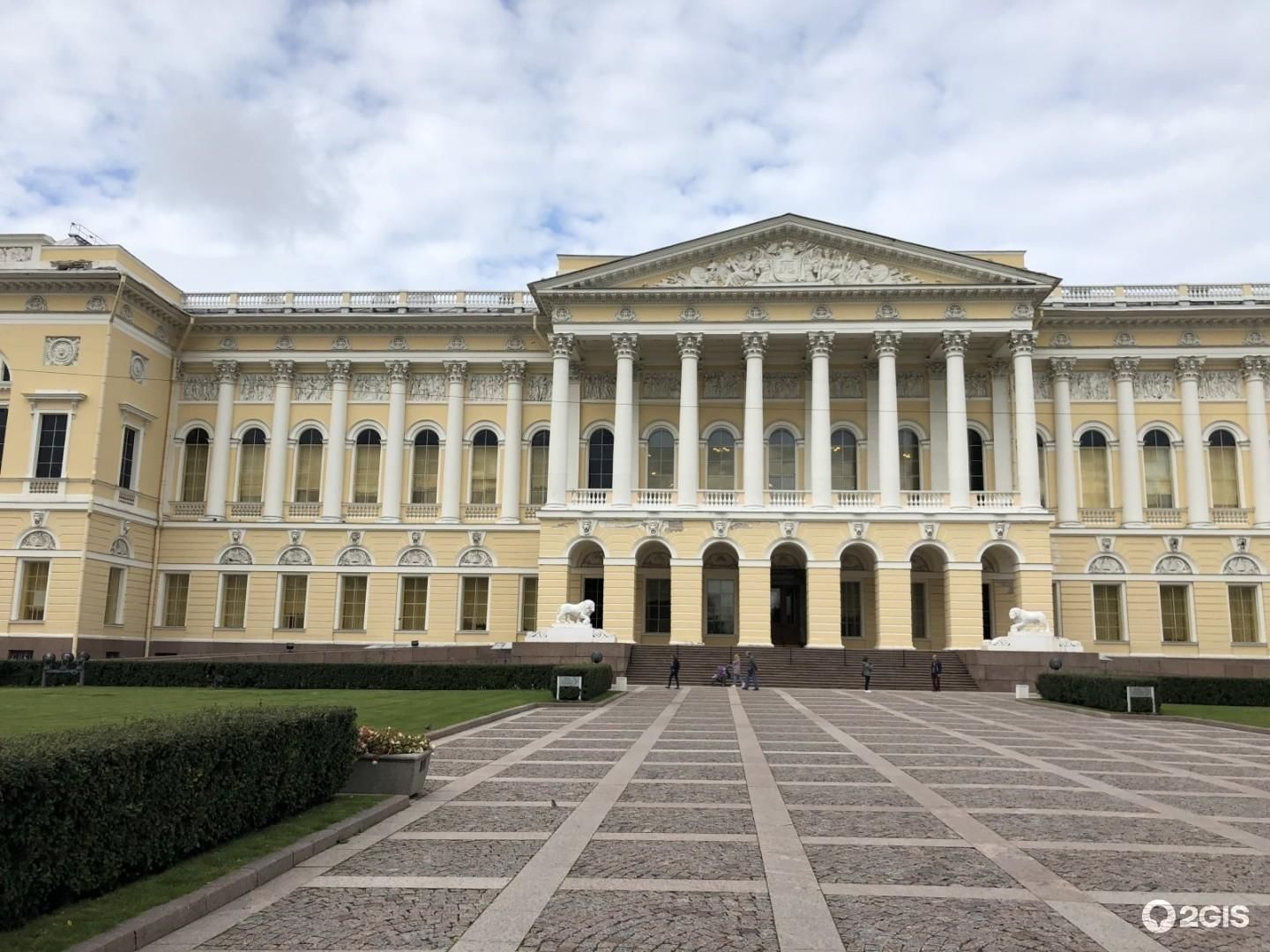 Корпус бенуа. Михайловский дворец 1745. Михайловский дворец в Санкт-Петербурге фото. Инженерная 4 Санкт-Петербург русский музей. Михайловский дворец картины.