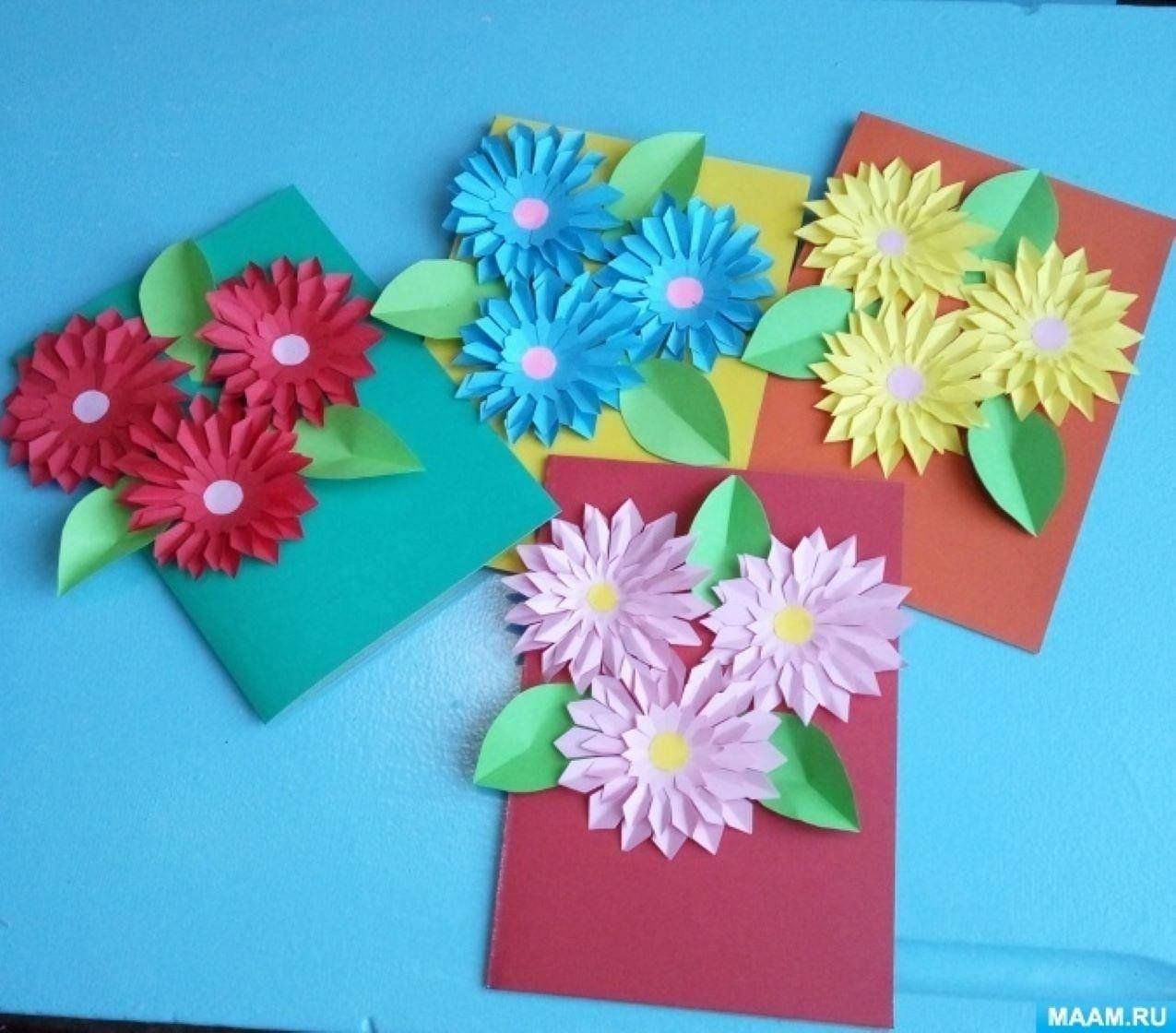Видео из бумаги для мамы. Поделка открытка. Поделки ко Дню матери. Аппликация цветы для мамы. Открытка из цветной бумаги.