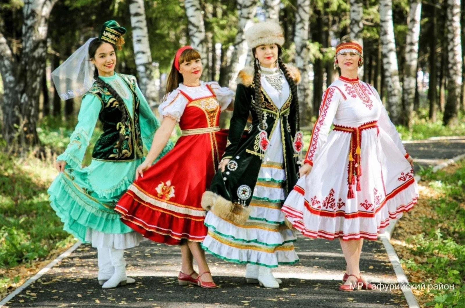 Народы россии фото в национальных