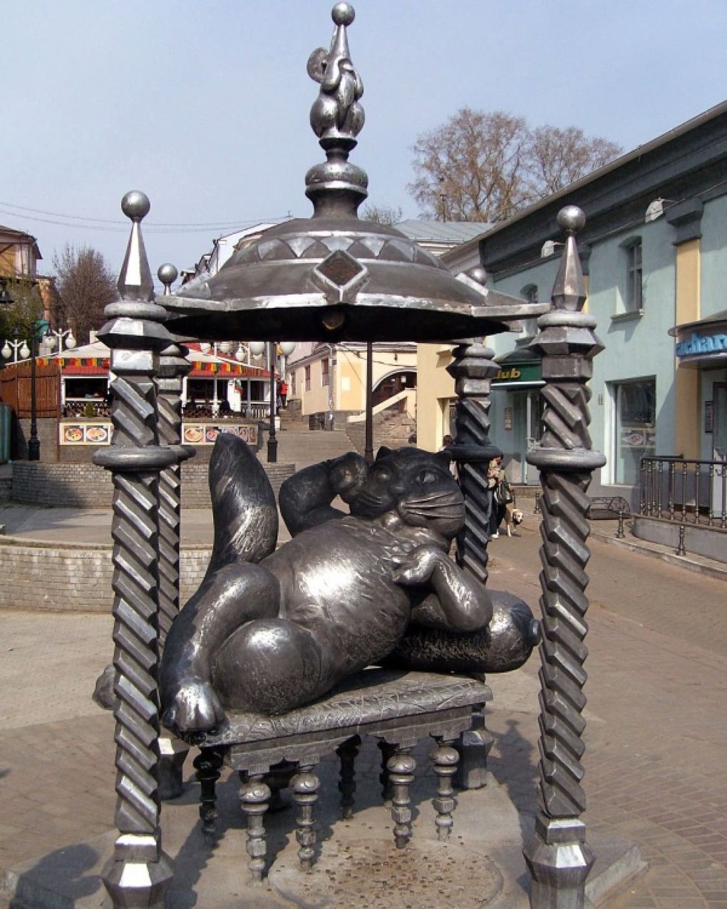 Памятник Казанскому коту. Фотография из личного архива редакции