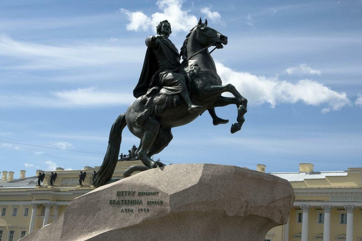 Памятник города санкт петербург. Фальконе памятник Петру 1 в Санкт-Петербурге. Медный всадник памятник Петру 1. СПБ памятник Петру 1 медный всадник. Фальконе памятник Петру 1.