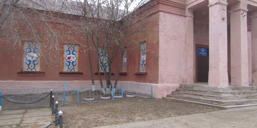 Основное изображение для учреждения Дмитриевский сельский дом культуры