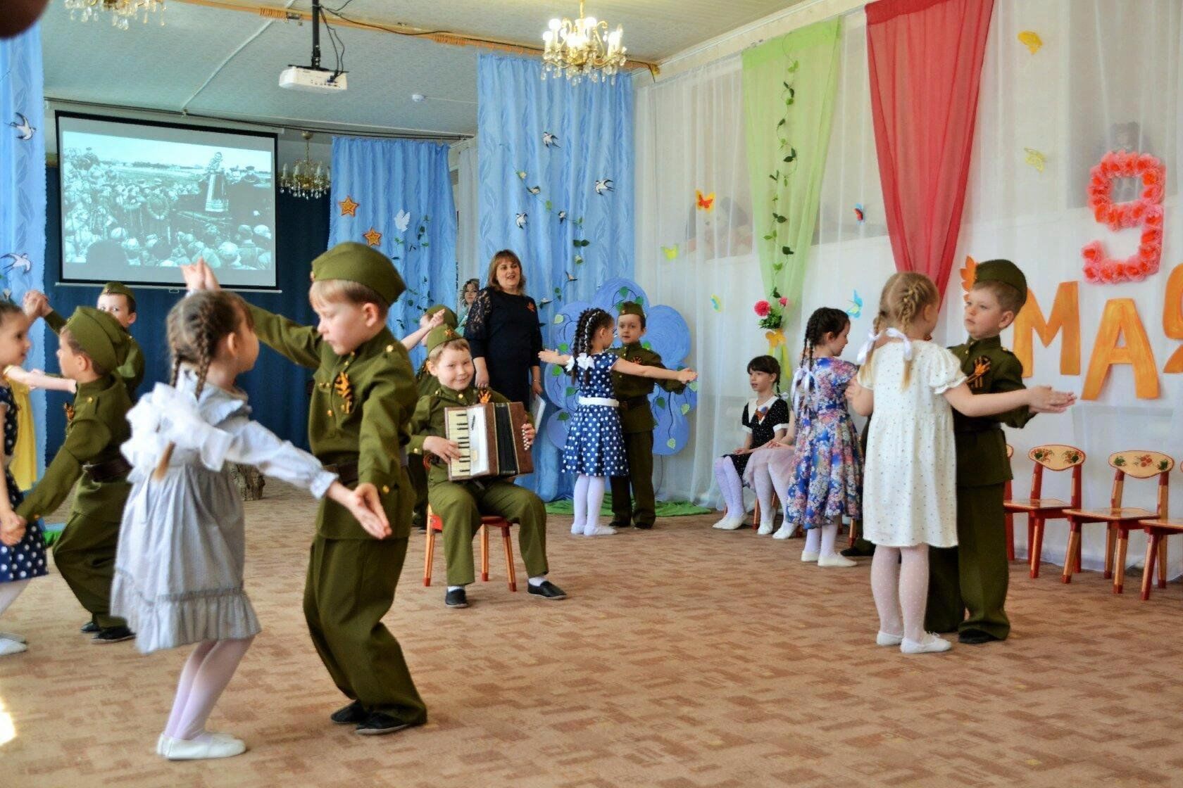 Танец на день победы в детском саду