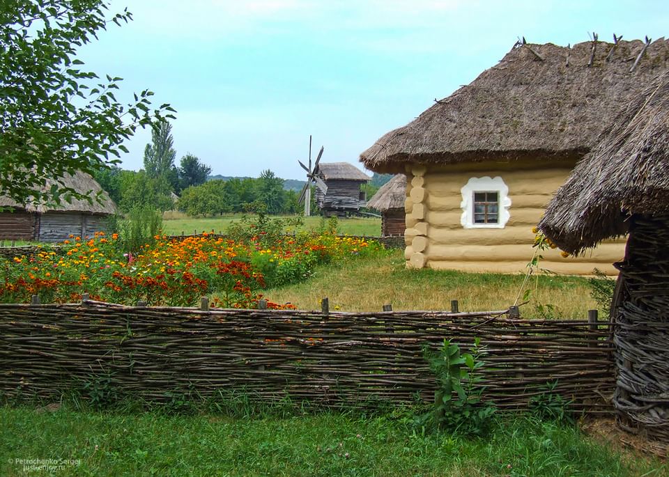 Україна село