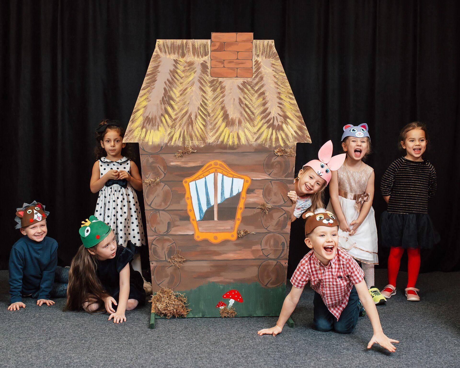 Children and theater. Детский театр. Театр для малышей. Театральный кружок для детей. Занятия в театральной студии для дошкольников.