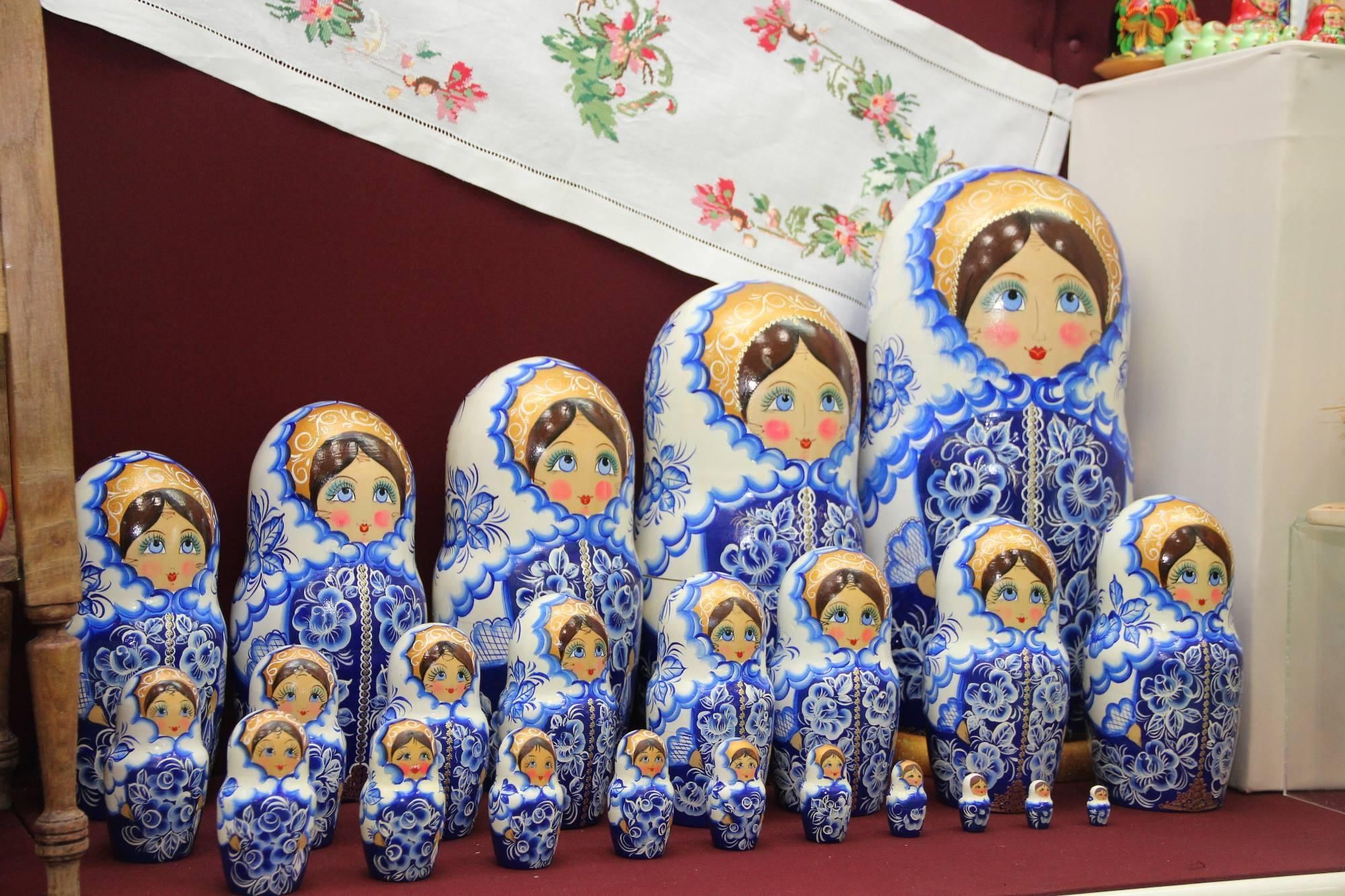 Матрешка в музее