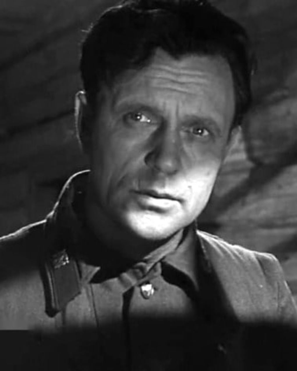 Николай Еременко — старший в роли Анатолия Ивановича в художественном фильме Валерия Исакова и Радомира Василевского «Погоня» (1965)