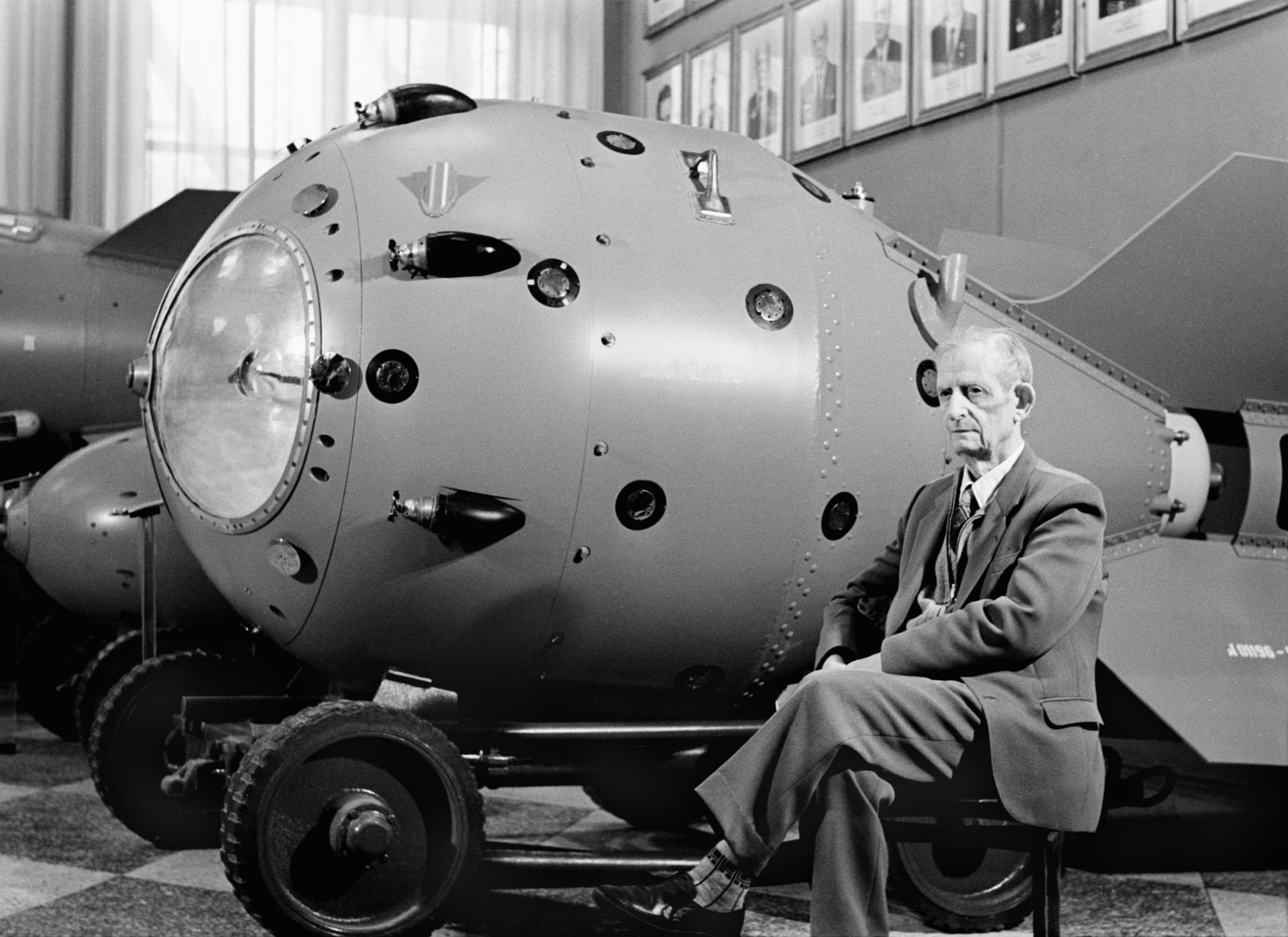 В каком году ссср появилась атомная бомба. Первая Советская атомная бомба РДС-1. РДС-6с первая Советская водородная бомба.