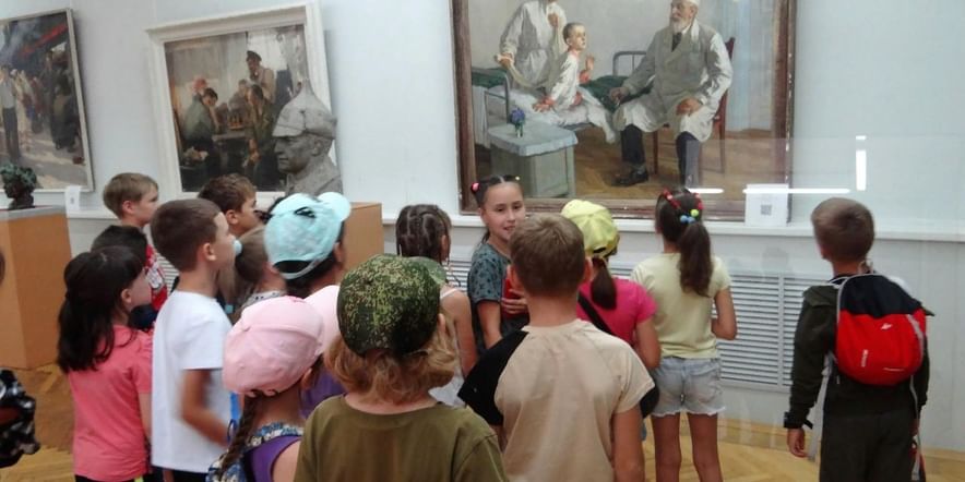 Основное изображение для события Выставка «Известные художники в маленьком городе»