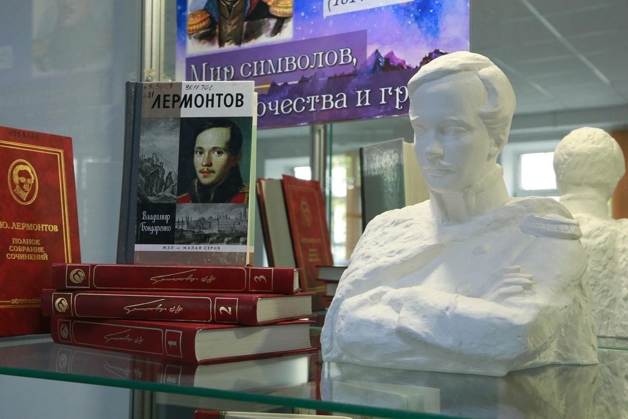 Книга-учебник HR-НУМЕРОЛОГИЯ , Айрэн ПО и Джули По, Альвасар Айрэн По, По Джули 