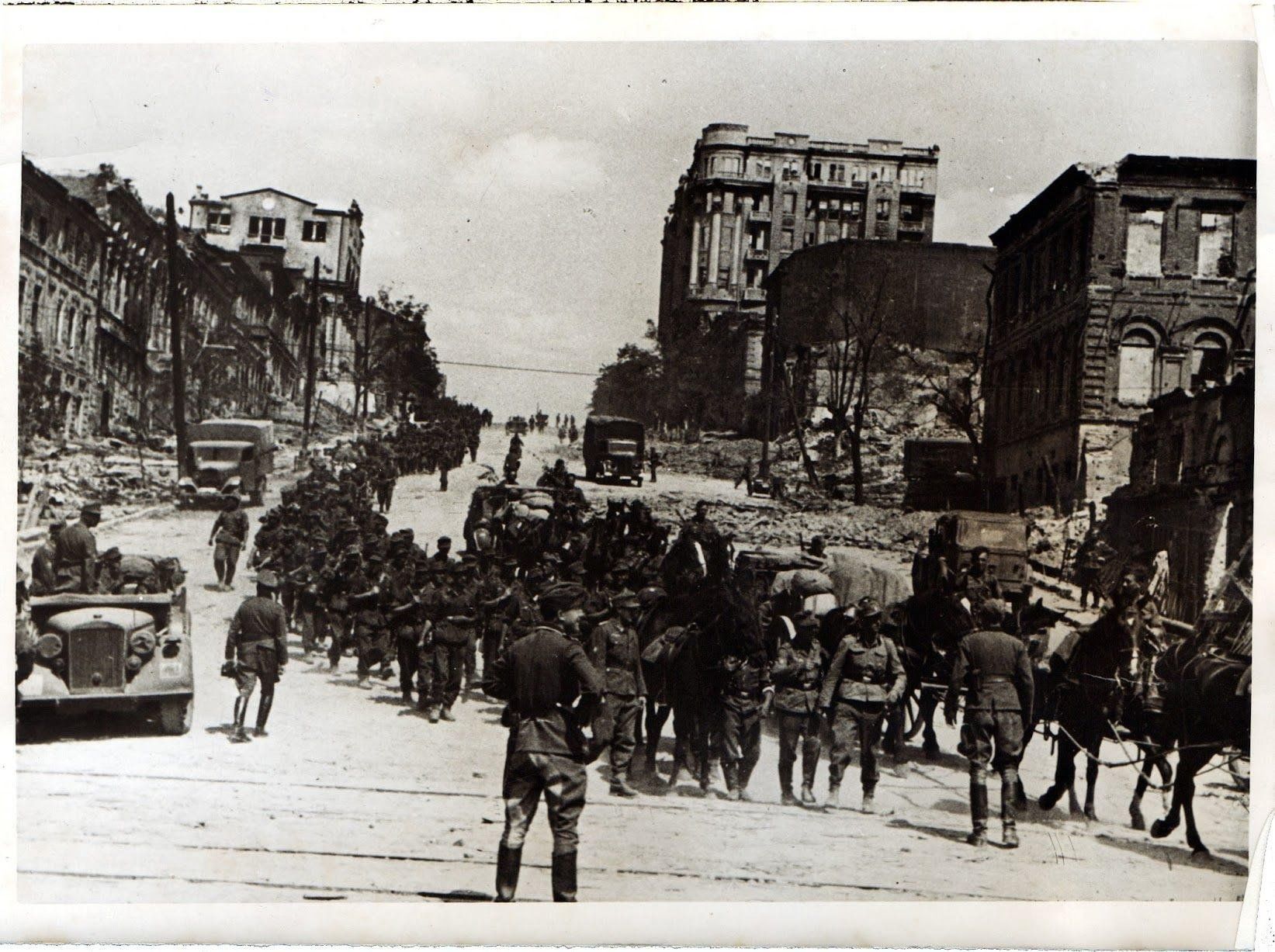 Первая оккупация. Немцы в Ростове на Дону 1942. Ростов на Дону в годы оккупации. Немцы в Ростове на Дону 1941.