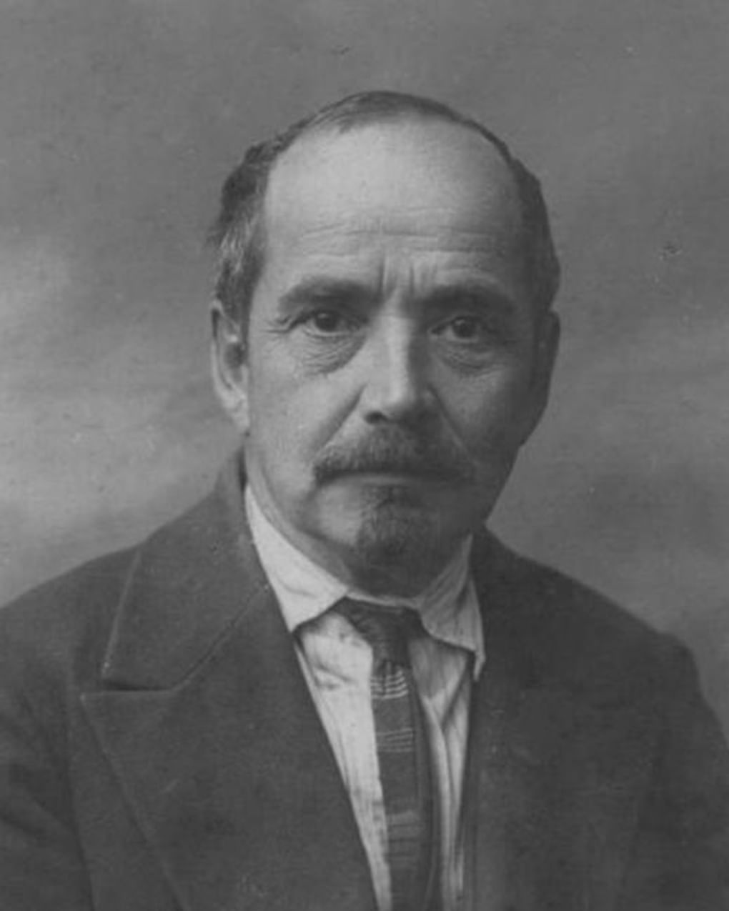 Писатель, драматург Галиаскар Камал. 1925–1933 годы. Национальный музей Республики Татарстан, Казань