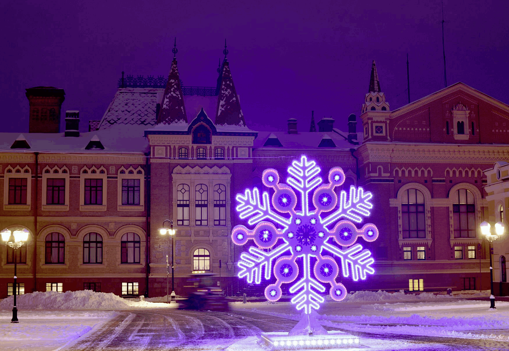 Памятник снежинке Рыбинск