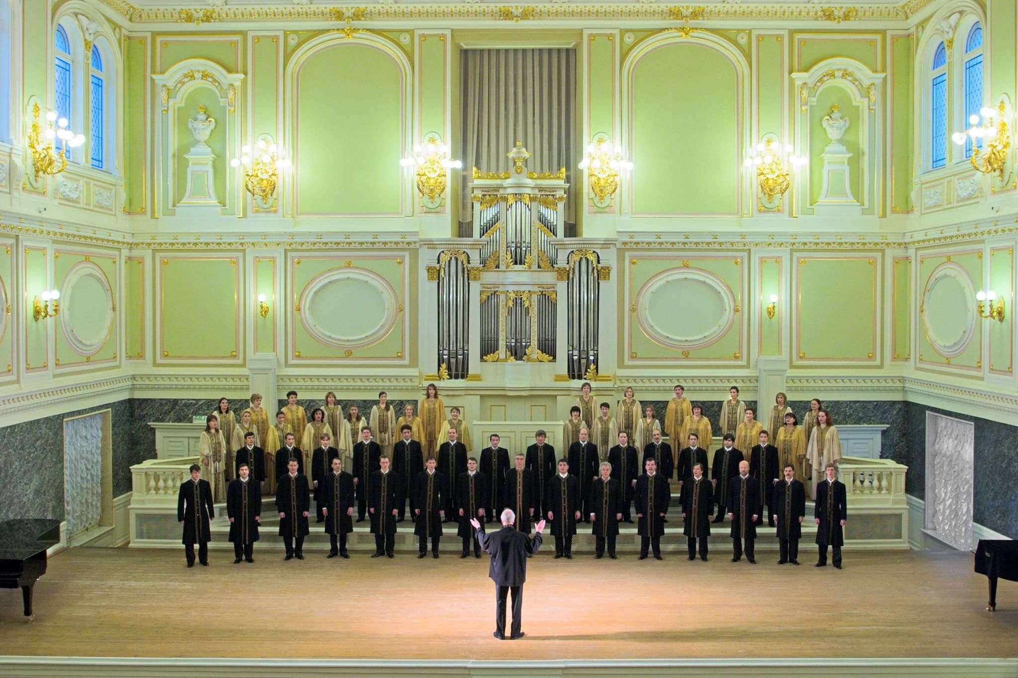 Главный дирижер капеллы СПБ