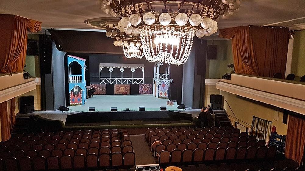 Магаданский театр