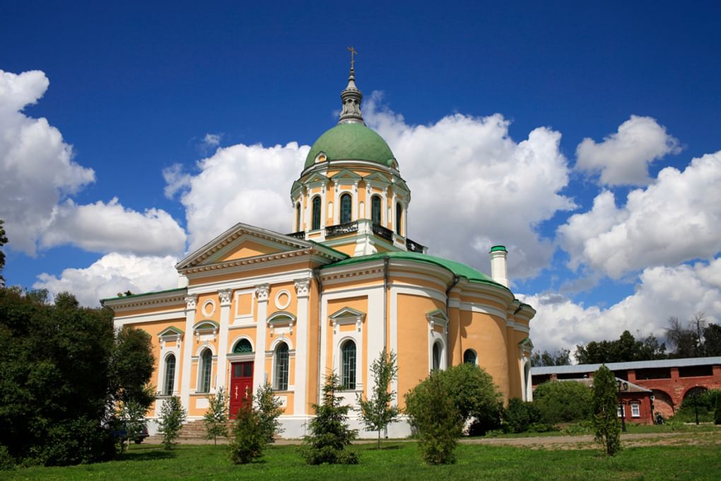 Зарайский кремль. Собор Усекновения Главы Иоанна Предтечи. Фотография: Яна Королёва / фотобанк «Лори»