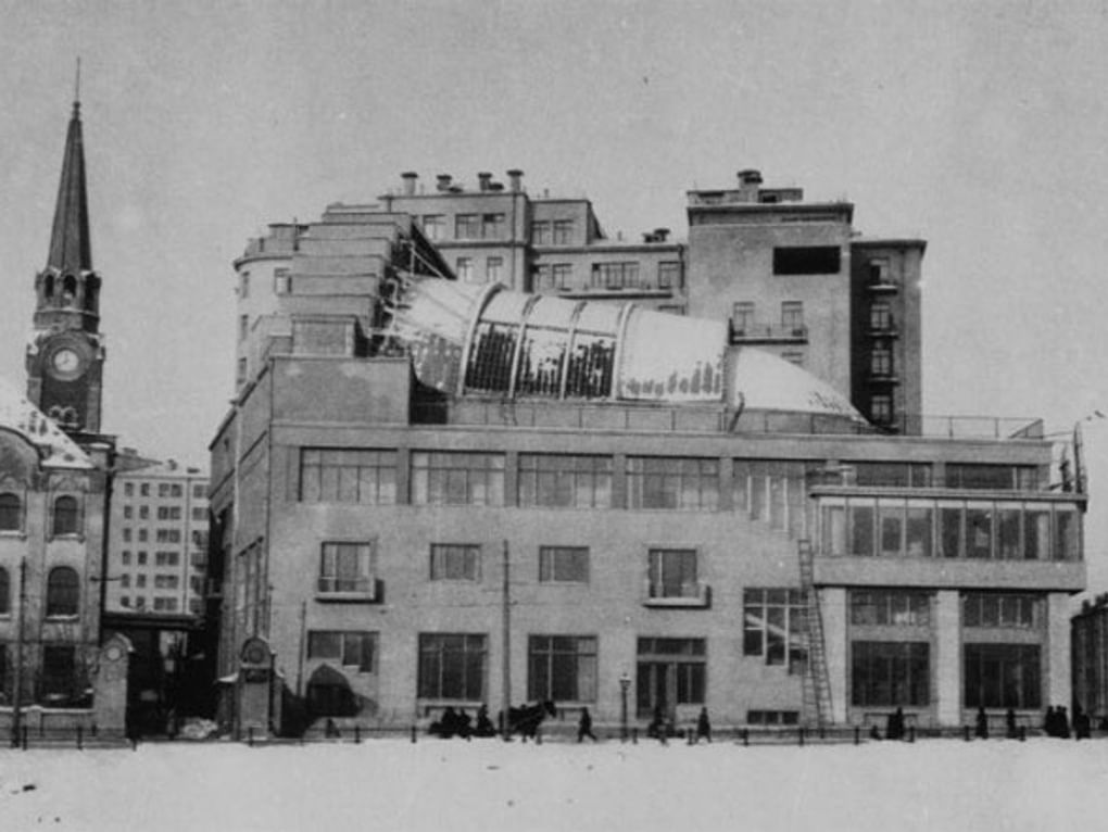 Кинотеатр «Ударник». Москва. 1927−1931. Архитектор Борис Иофан. Фотография: kinoistoria.ru
