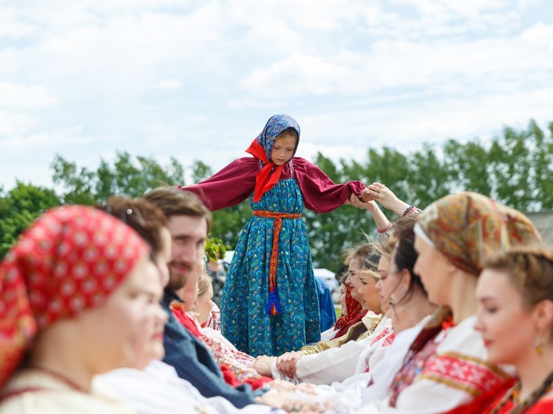 Программа праздников в суздале. Суздаль праздник народных ремесел. Троица в Суздале 2021. Суздаль праздник народных ремесел 2021. Праздник Троицы в Суздале.