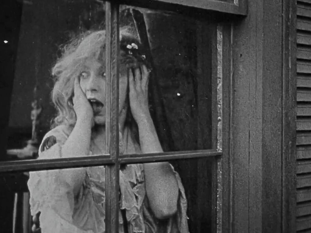 Кадр из художественного фильма Дэвида Уорка Гриффита «Рождение нации» (1915)