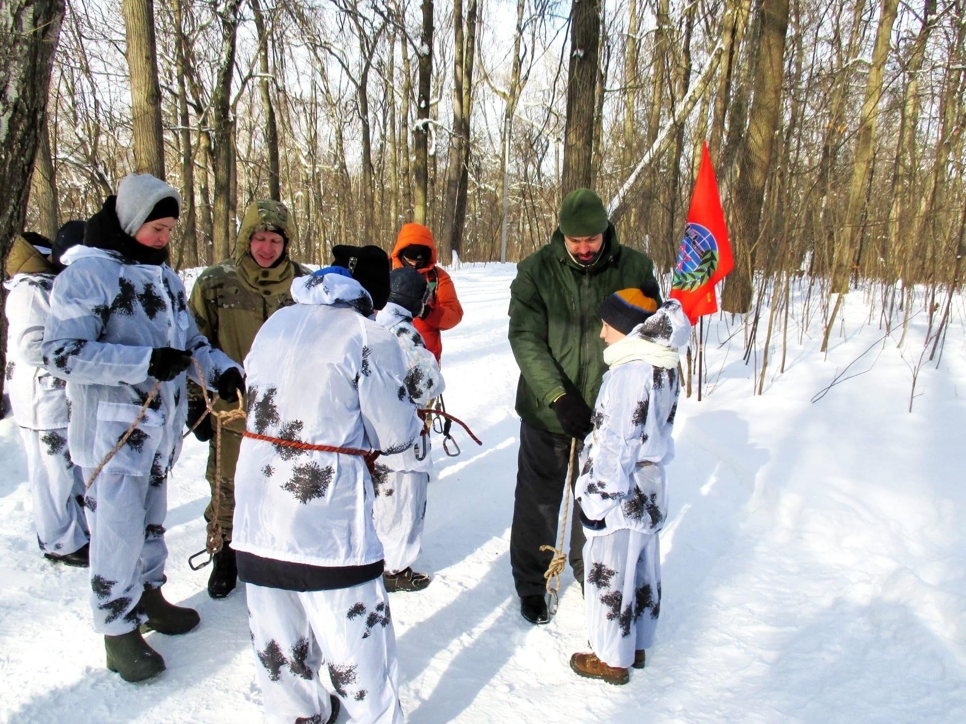 зарница в феврале. зарница в феврале. военизированная игра зарница. зимняя военно-спортивная игра. станция саперы зарница.