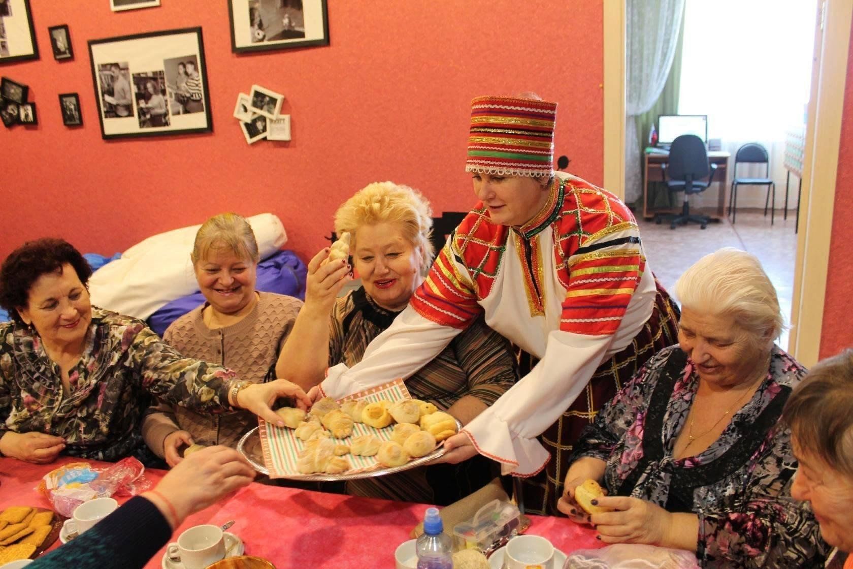 Сценарий для пожилых в библиотеке