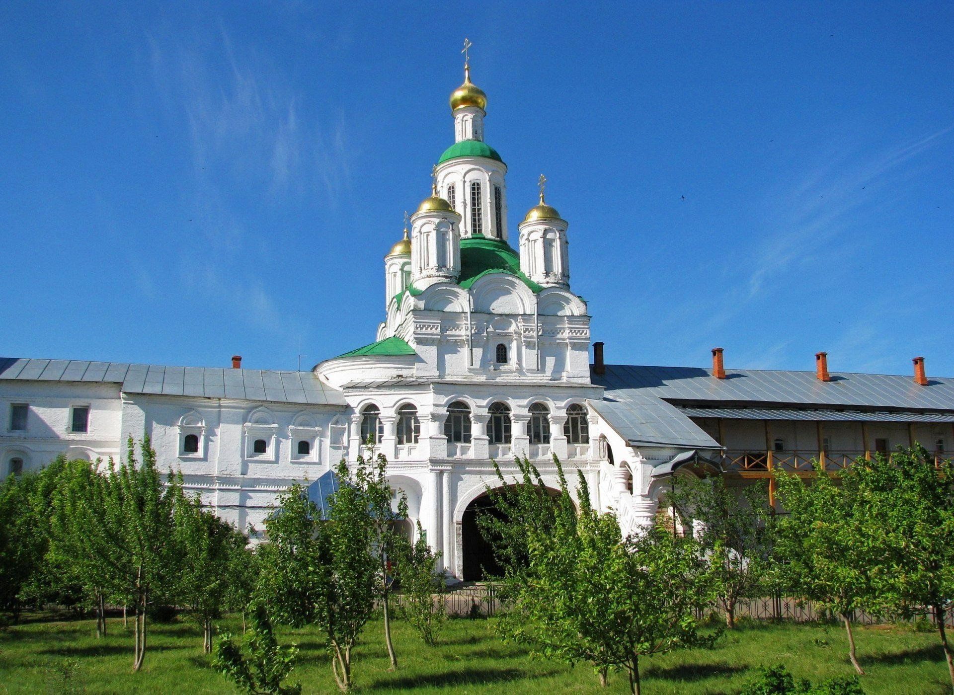 Монастыри россии фото