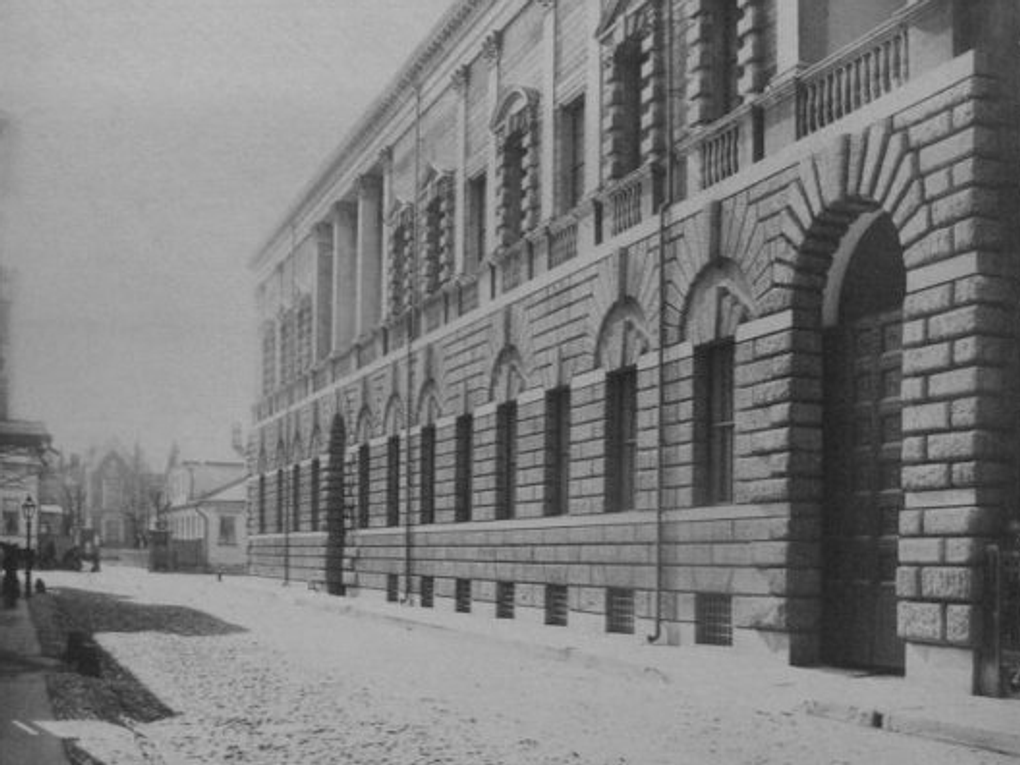 Особняк Тарасова на Спиридоновке. Москва, начало XX века. Фотография: Государственный научно-исследовательский музей архитектуры им. А.В. Щусева, Москва / <a href="https://goskatalog.ru/portal/#/collections?id=7174157" target="_blank" rel="noopener">goskatalog.ru</a>