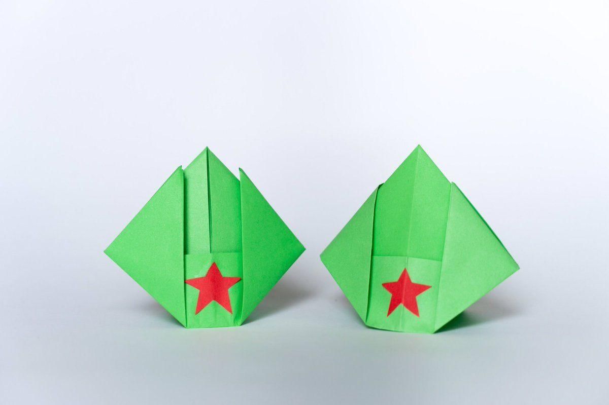 Конструирование день победы. Оригами. Пилотка оригами. Оригами Солдатская пилотка. Пилотка из бумаги оригами.