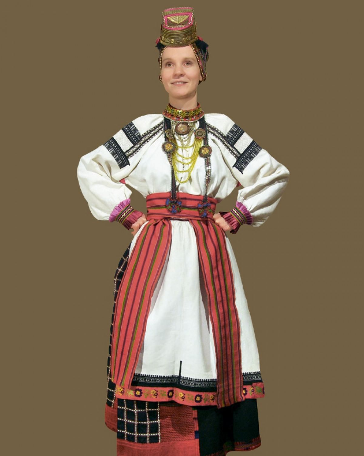 Традиционный русский костюм из собрания Сергея Глебушкина