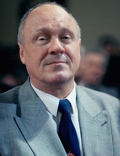 Владимир Меньшов