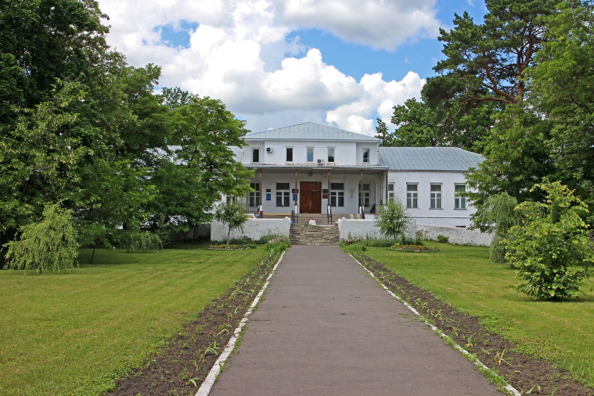 Знаменка тамбовская область. Усадьба Кариан Загряжское Знаменка. Знаменка Тамбовская область усадьба Кариан. Усадьба Загряжских-Строгановых в Знаменке. Поместье Кариан Тамбовской губернии.