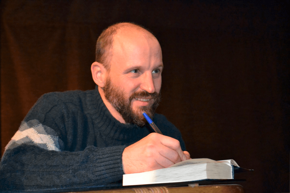 Дмитрий емец фото Виртуальная книжная выставка"Писатель-фантаст Дмитрий Емец" 2021, Зеленоградский