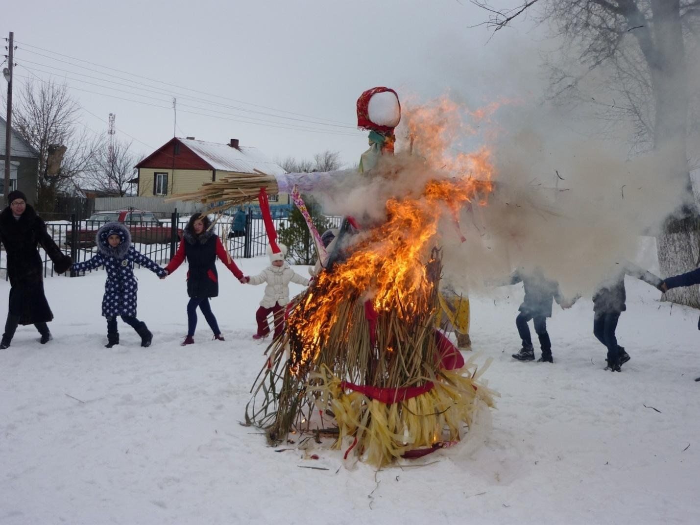 Праздник Масленицы в лесопарке Рязань