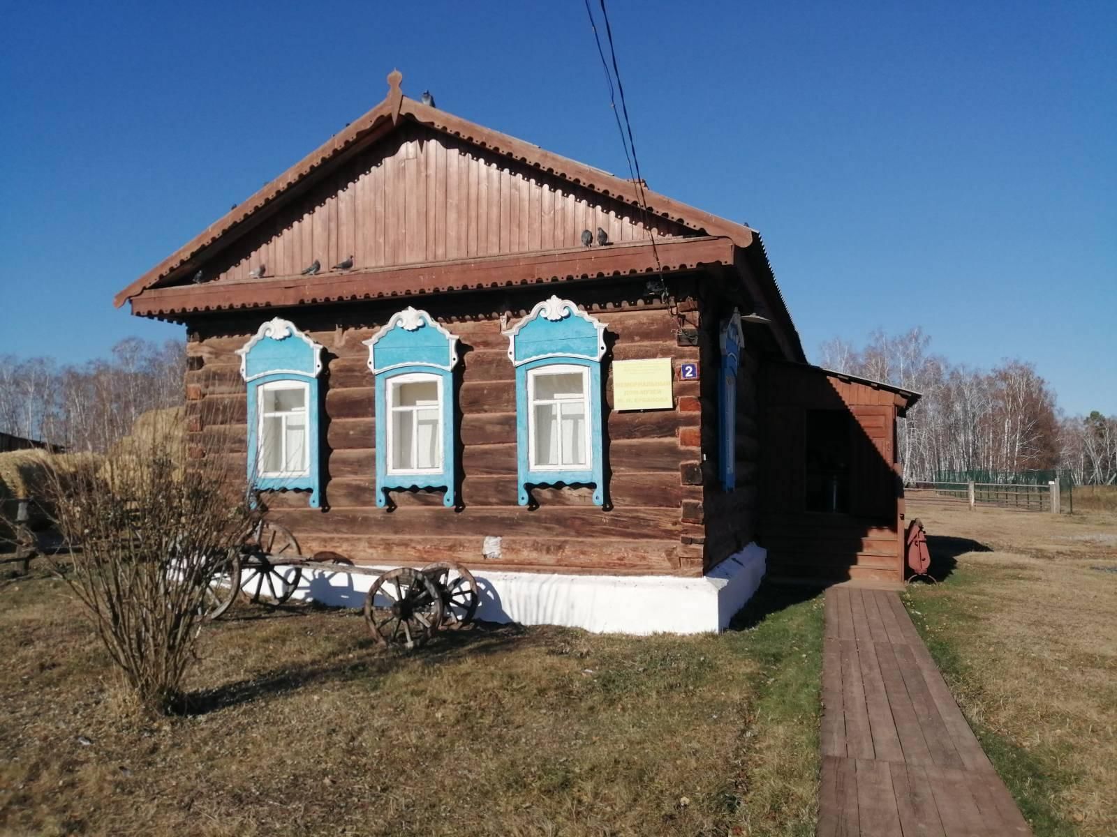 Мемориальный дом-музей М.Н. Ербанова — Аларский район, с. Бахтай, пл.  Ербанова, стр. 2. Подробная информация о музее: расписание, фото, адрес и  т. д. на официальном сайте Культура.РФ