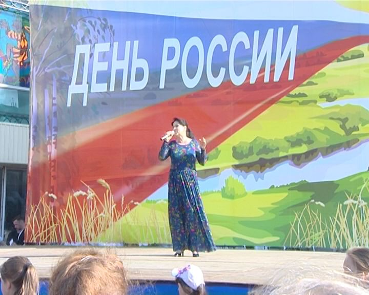 Зовут тебя россиею единственной зову