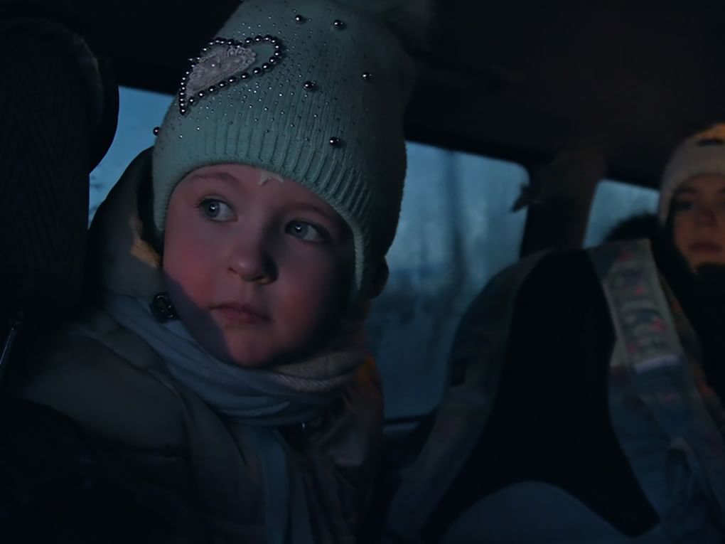 Кадр из художественного фильма Юлии Бобковой «Беглецы» (2022)
