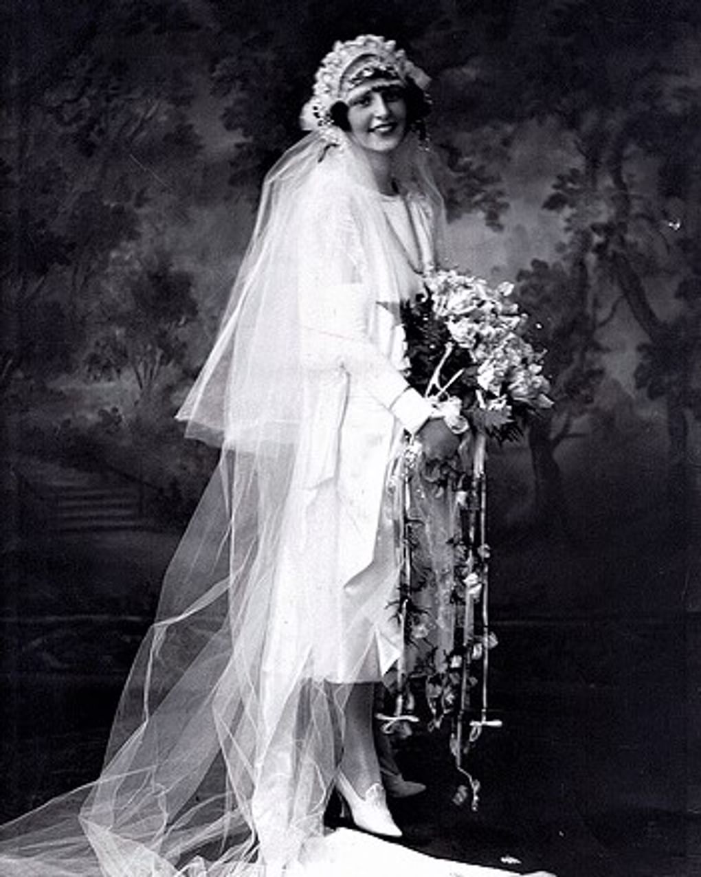 Невеста 1920-х годов. Фотография: <a href="https://commons.wikimedia.org/wiki/File:Bride_1920s.jpg" target="_blank" rel="noopener">commons.wikimedia.org</a>