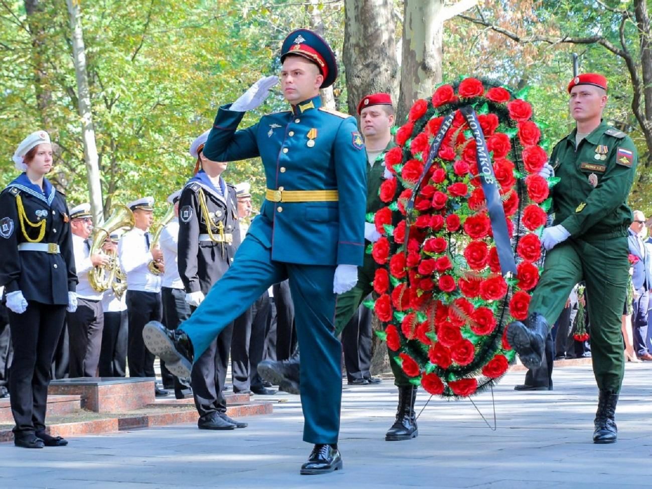 Час новороссийск. Освобождение Новороссийска от немецко-фашистских. 16 Сентября день освобождения Новороссийска. День освобождения Новороссийска от немецко-фашистских захватчиков. Начало обороны Новороссийска.