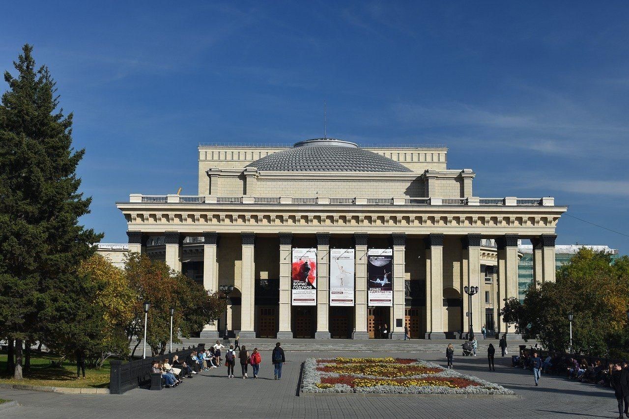 Фото оперного театра в новосибирске