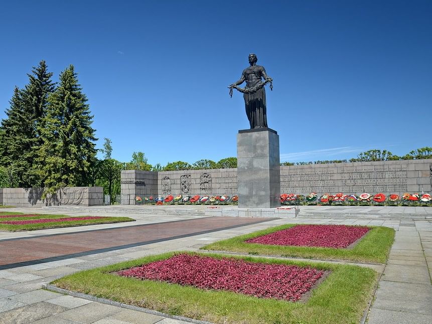 Пискаревское мемориальное кладбище санкт петербург фото