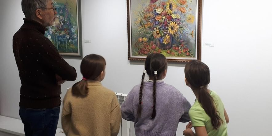 Основное изображение для события Экскурсия в Набережночелнинскую картинную галерею