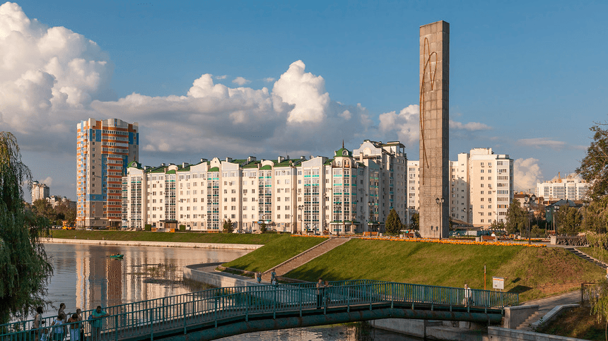 Орел сити. Орел город. Орел центр города. Город Орел стрелка. Современный город Орел.