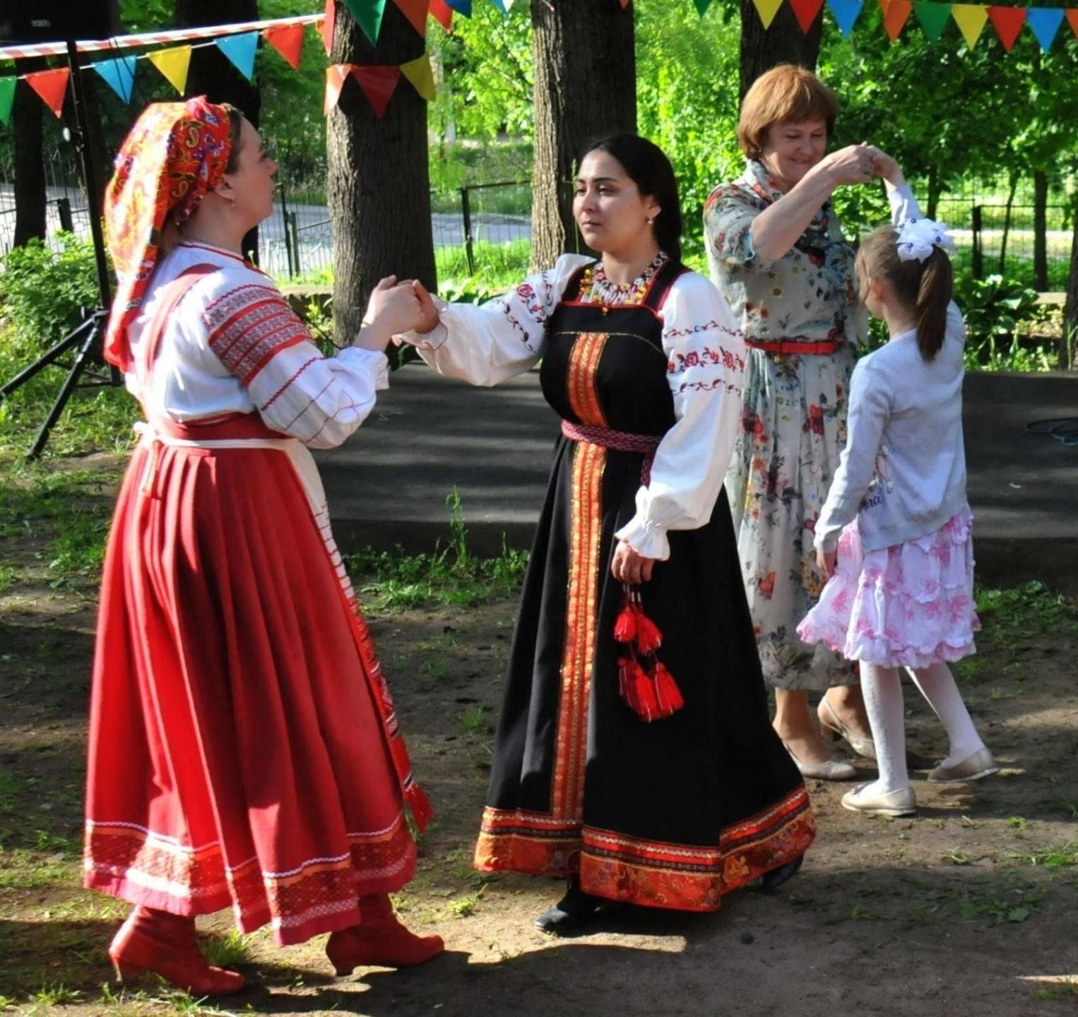 Смоленская праздник. Смоленский праздник. Смоленск праздник. Какой сегодня праздник в Смоленске.