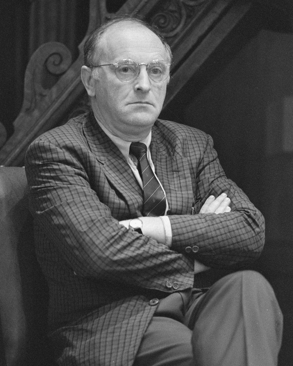 Иосиф Бродский. 1988 год. Фотография: <a href="https://commons.wikimedia.org/wiki/File:Joseph_Brodsky_1988.jpg" target="_blank">Wikimedia Commons</a> / <a href="https://creativecommons.org/publicdomain/mark/1.0/deed.ru" target="_blank">Public domain</a>
