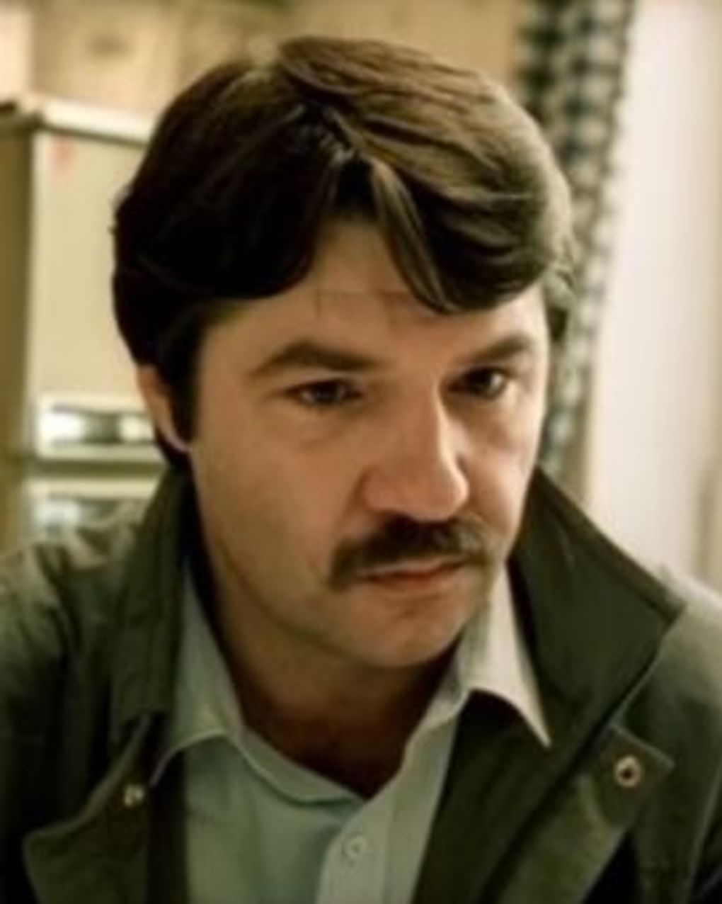 Александр Фатюшин в роли майора КГБ Горюнова в художественном фильме Марка Айзенберга «Живая мишень» (1990)