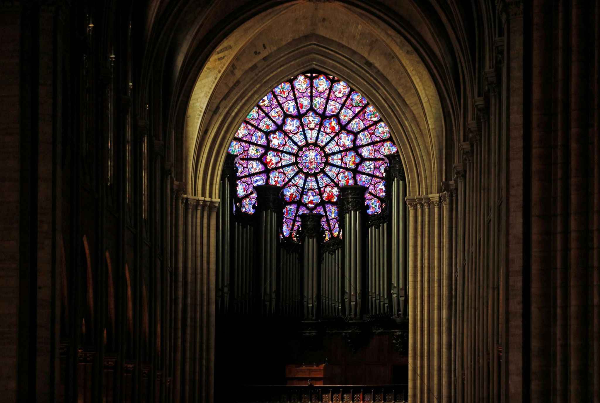 Витражи собора Парижской Богоматери Западная роза