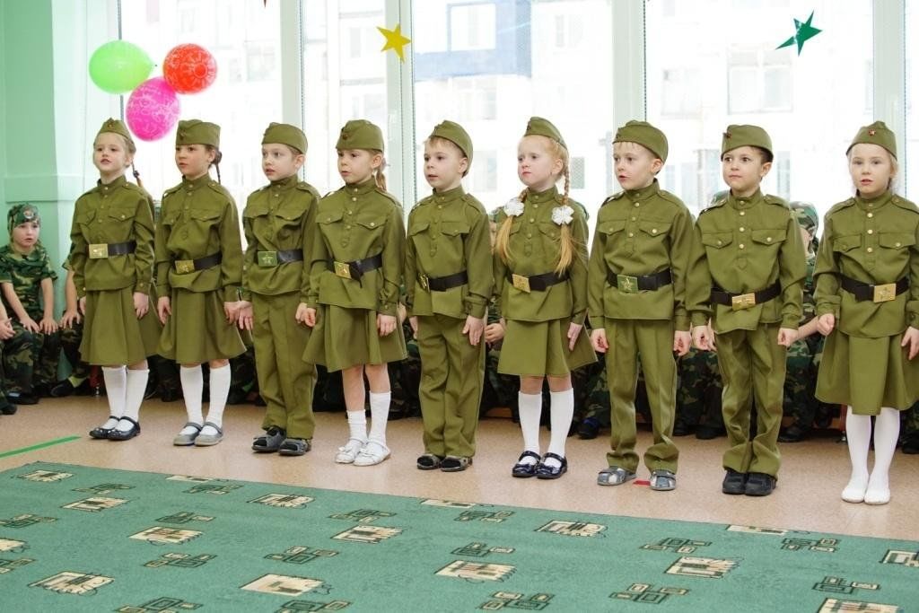 Фото одеть в военную форму Мы помним! Мы гордимся!". Патриотический фестиваль дошкольных образовательных уч