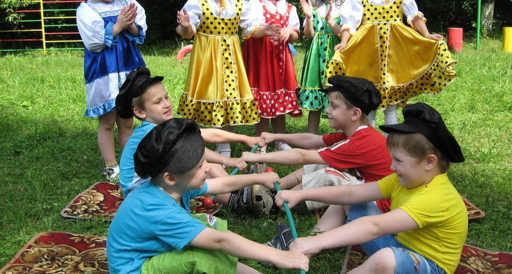 Сценарий праздника народной игры. Хакасские народные игры для детей. Народная игра для детей с лентами. Хороводный игровой фольклор для детей. Народные игры в детском саду.