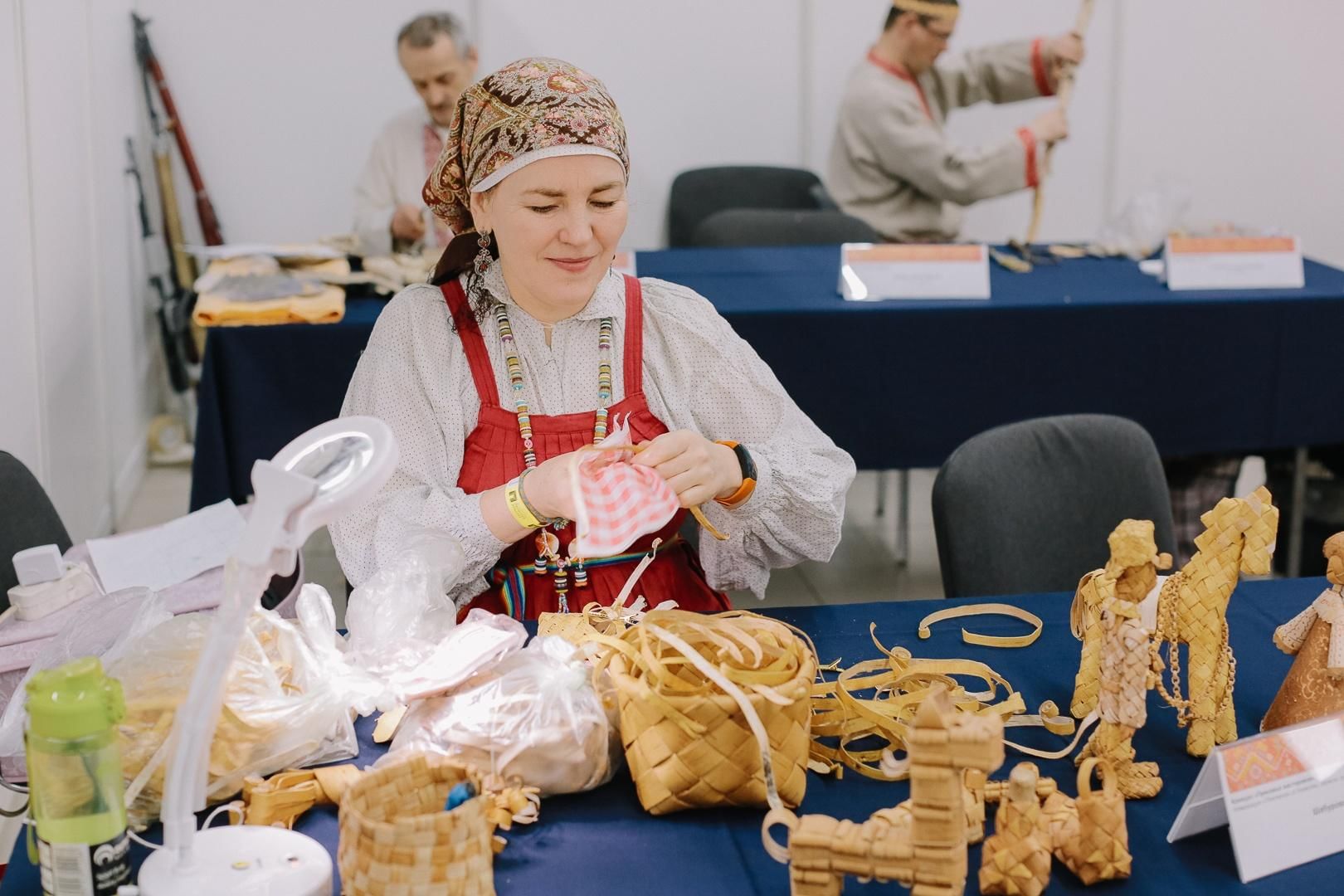 Сайт мастера россии. Народные промыслы. Ярмарка народных промыслов. Ярмарка народных ремесел. Мастера народных промыслов.