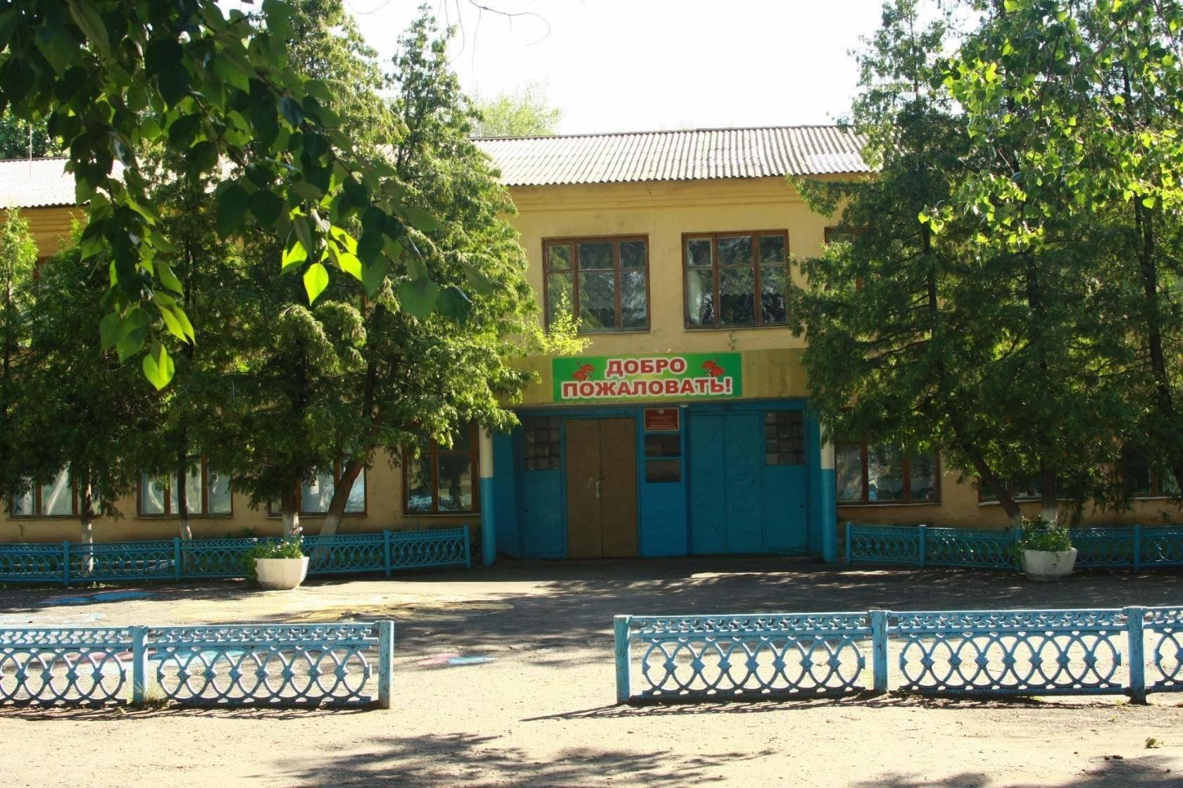 Большая тихая школа. Село Новосолдатка.